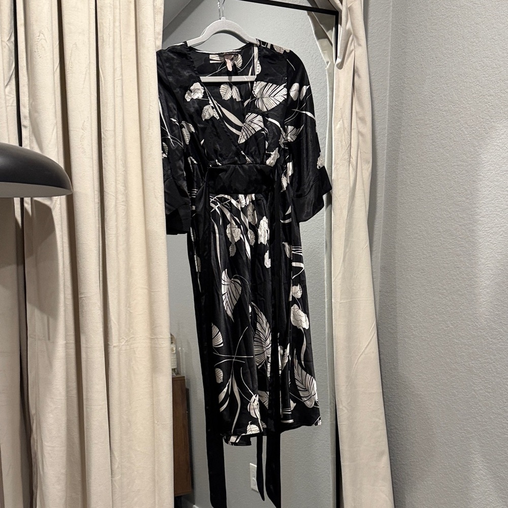 Elegant Black and White Floral Dress